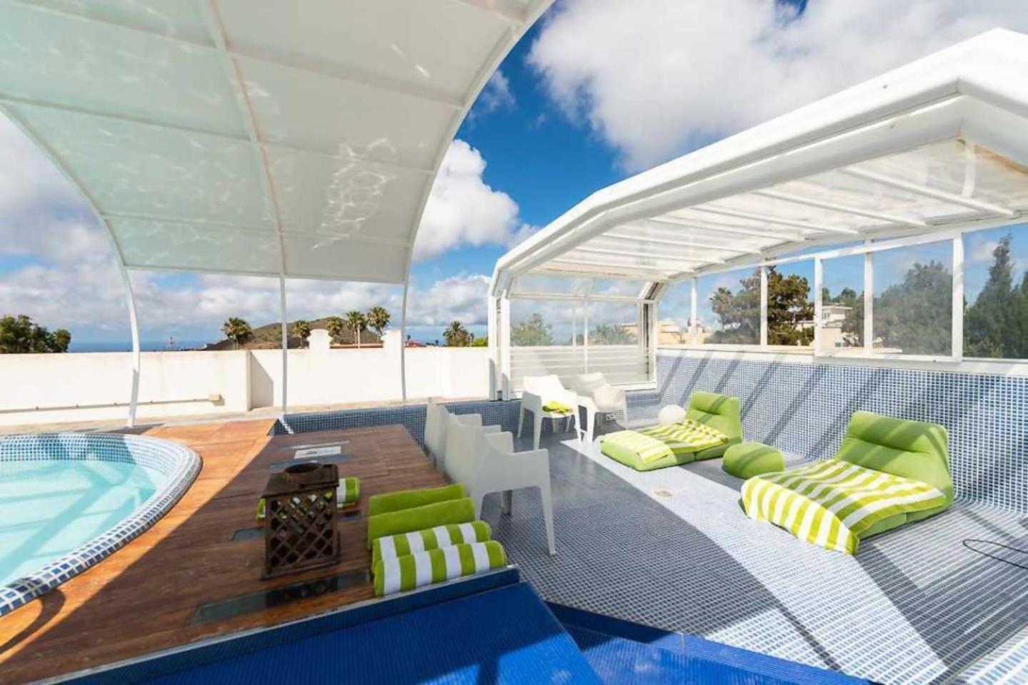 Villa Amplia De Lujo Con Piscina Climatizada Las Palmas